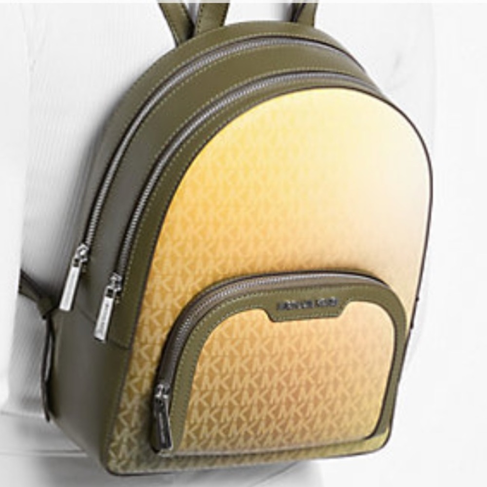 MICHAEL KORS Jaycee Medium Ombré Signature Logo Backpack
Olive Combo 
NWT